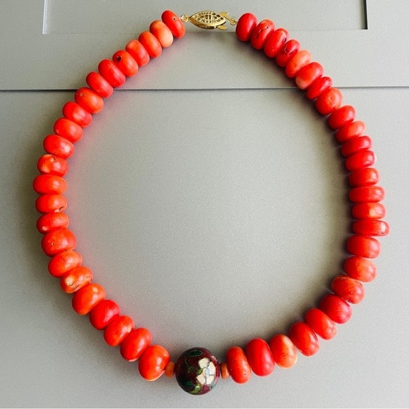 Vintage Natural Round Carved Coral & Cloisonné Bead Antique Chinese Neck… - Picture 3 of 8